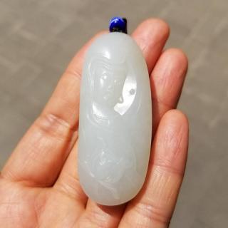 为什么很多人偏爱和田玉籽料挂件?